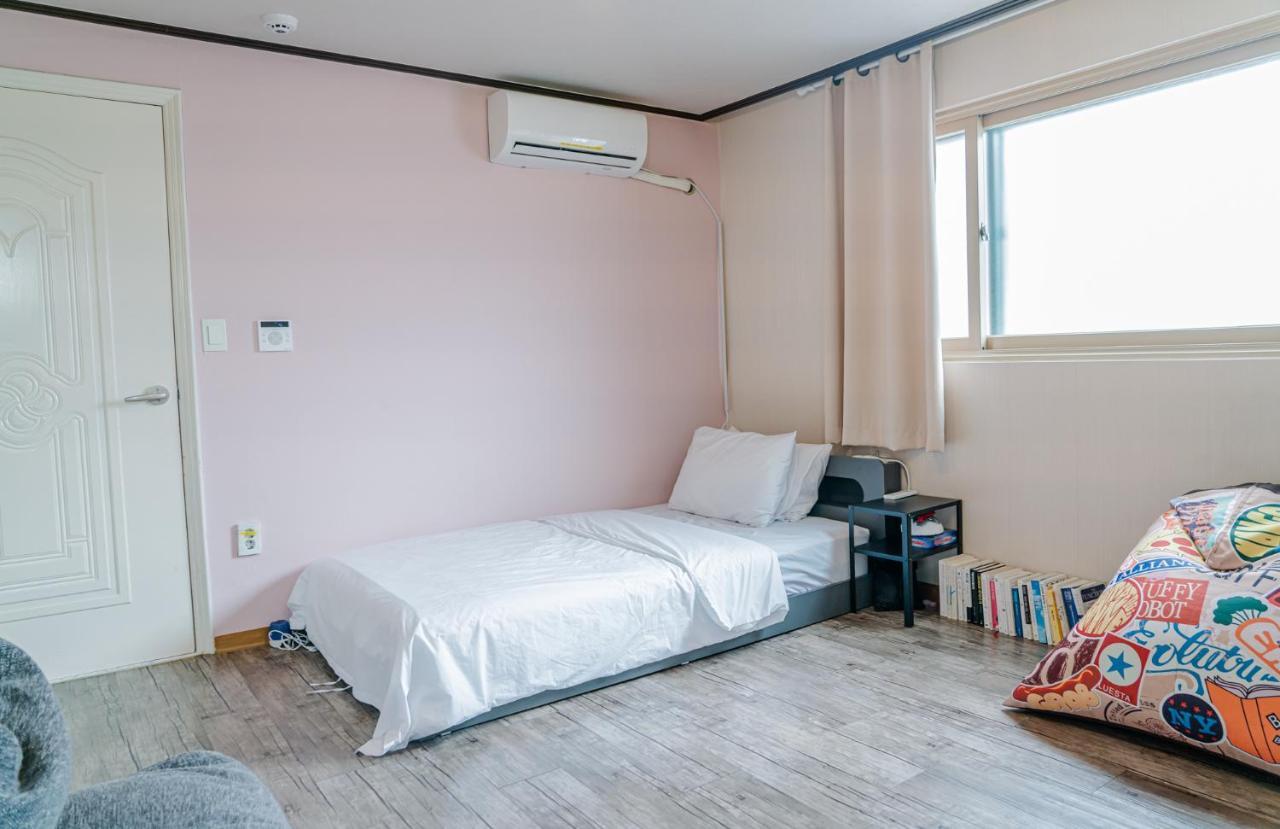 For Family Group, 4Min To Seoul Station Apartment Bagian luar foto