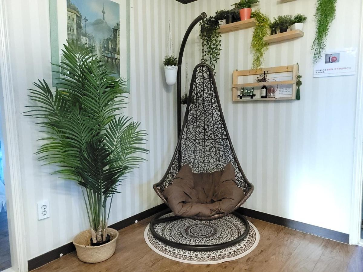 For Family Group, 4Min To Seoul Station Apartment Bagian luar foto